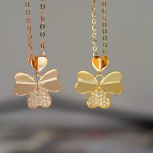 leaf clover necklace